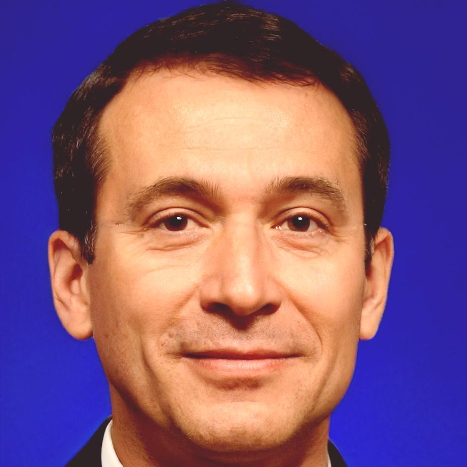 Portrait de Julien Marchand, formateur expert en finances personnelles